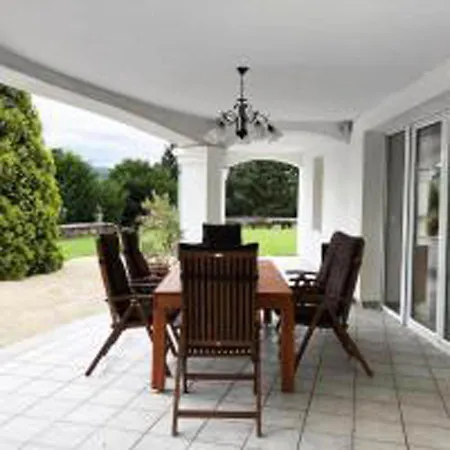 Alexandra Villa