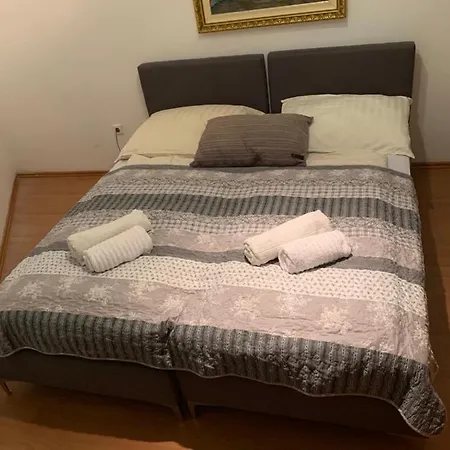 Alexandra Villa