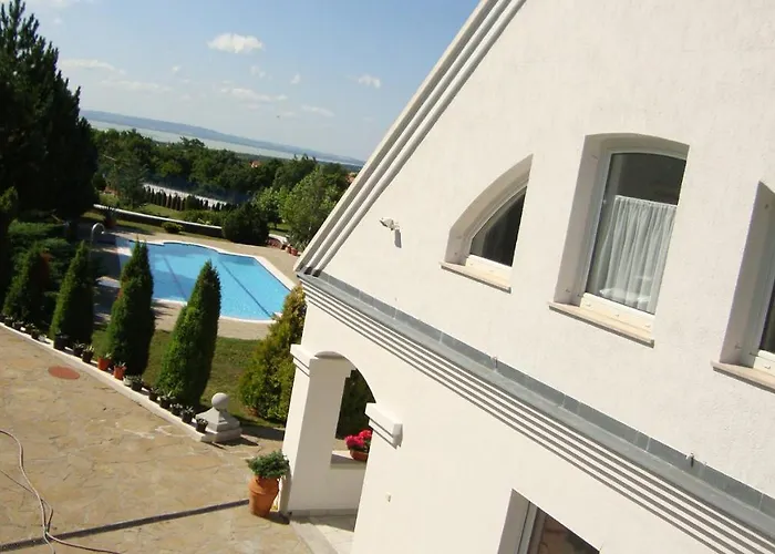 Alexandra * Szentantalfa